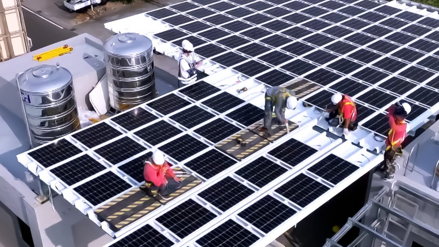 米蘭·(milantiyu)打造光電建築一體化整合建材，開發SunSteel光電整合型浪板，實現快速安裝、避免二次施工，讓屋頂光電躍升未來建物新標配。